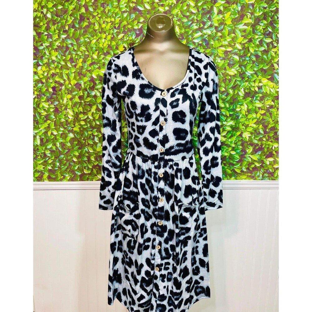 Leopard Print Dress Size Small With Pockets Super Cute